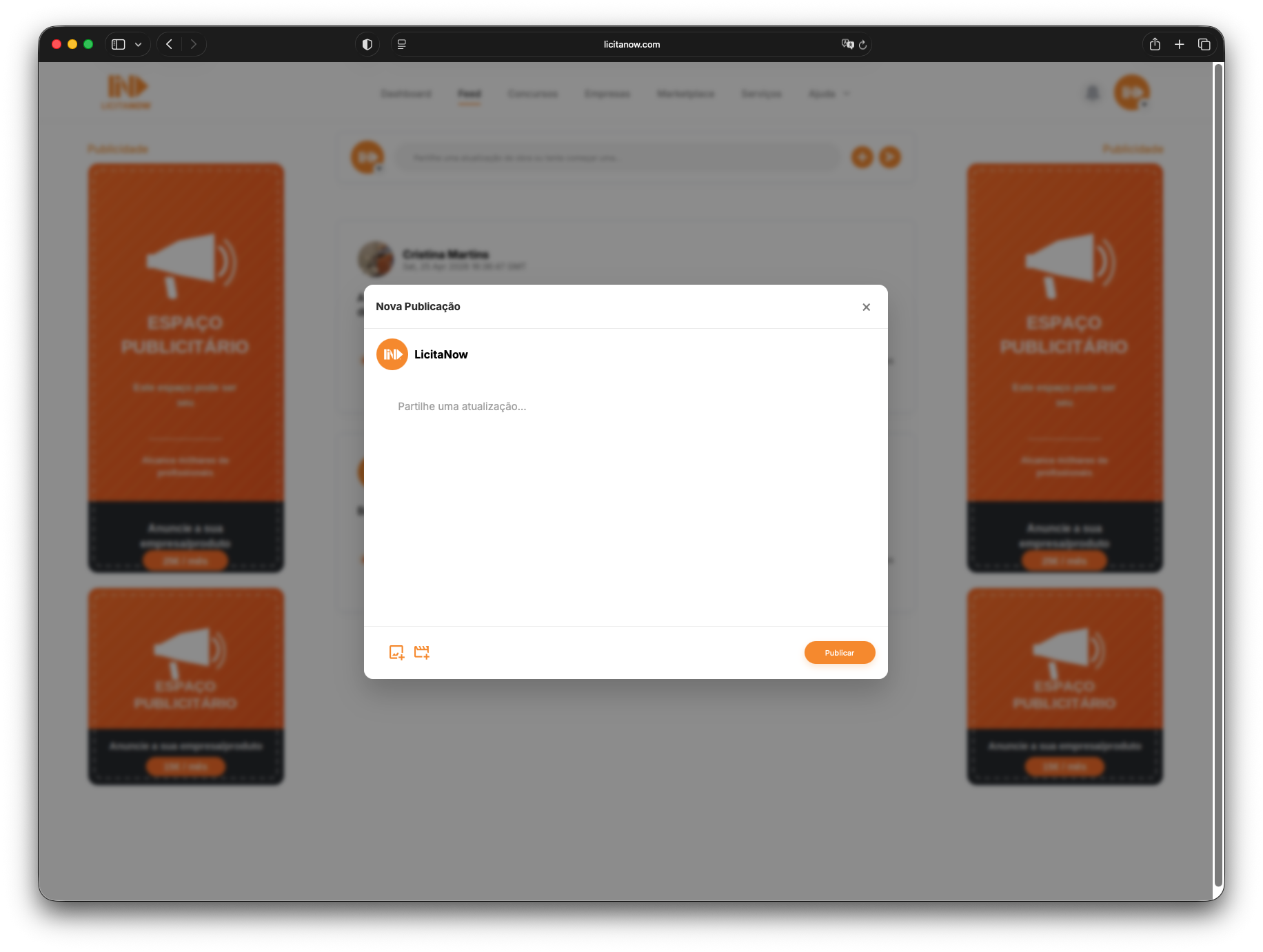 Janela Nova Publicação, com espaço para escrever e ícones para adicionar imagem ou evento